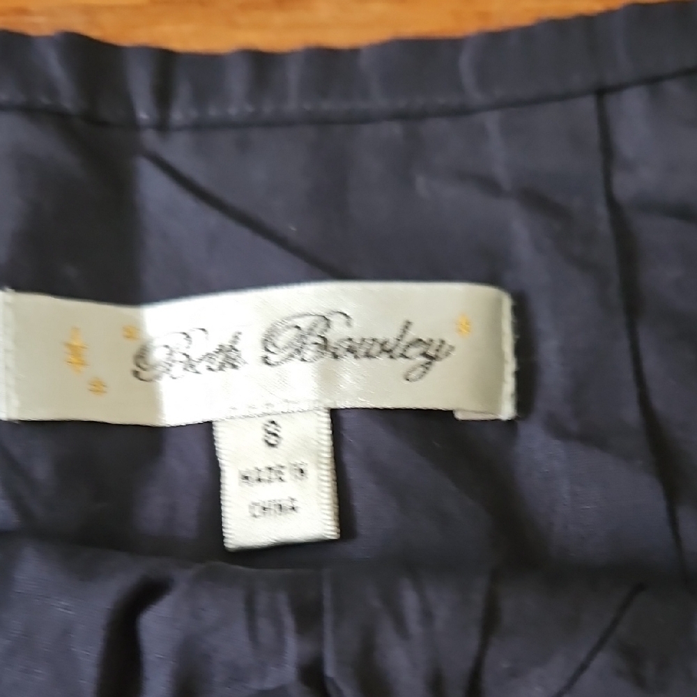 Beth Bowley Anthropologie Embroidered Elegant Navy and White Skirt - Picture 4 of 6